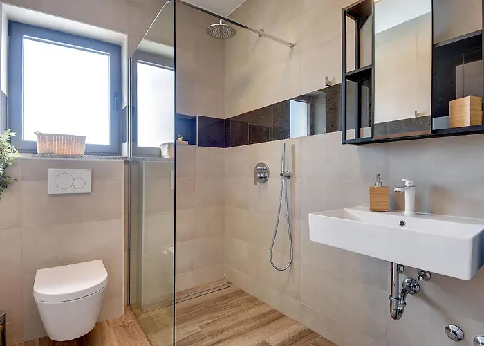 In Croatia Near The Adriatic Coast Villa