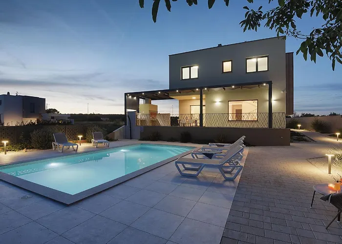 In Croatia Near The Adriatic Coast * Пула